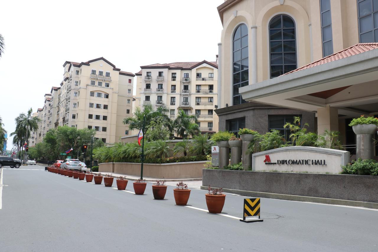 Sarasota Residential Resort Manila Exterior photo